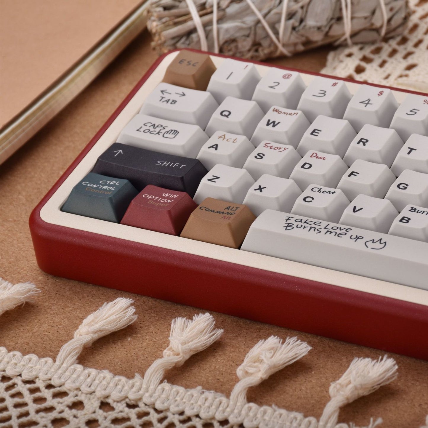 Womier Fake Love Cherry Profile 130+ Keys Keycaps Set