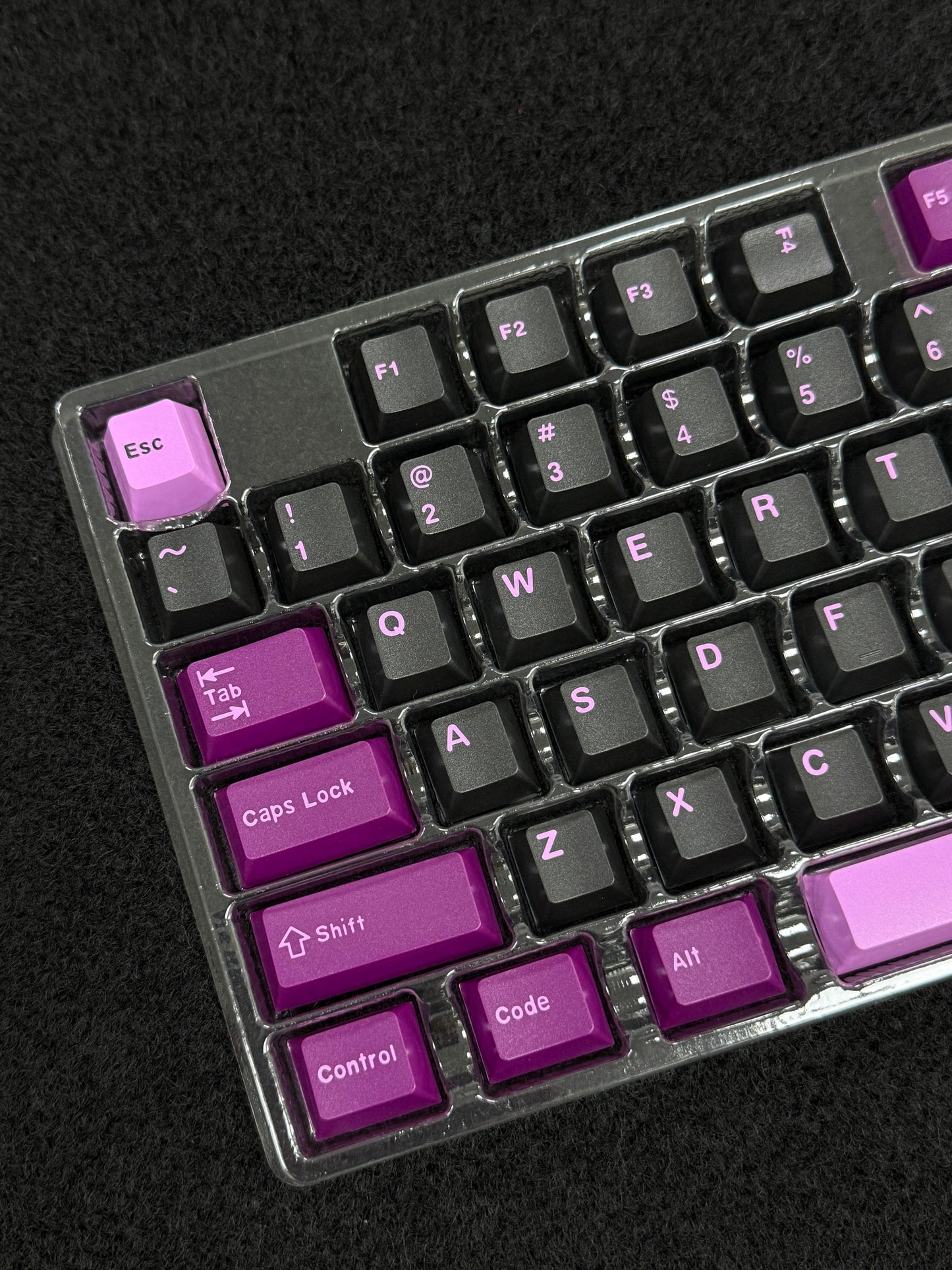 GMK Black Lotus XOXO Doubleshot PBT Keycaps Set