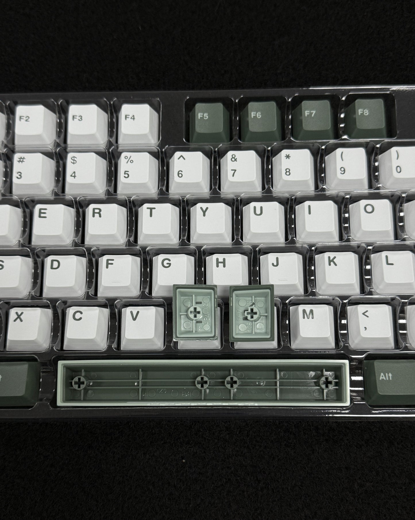 GMK Botanical XOXO Doubleshot PBT Keycaps Set