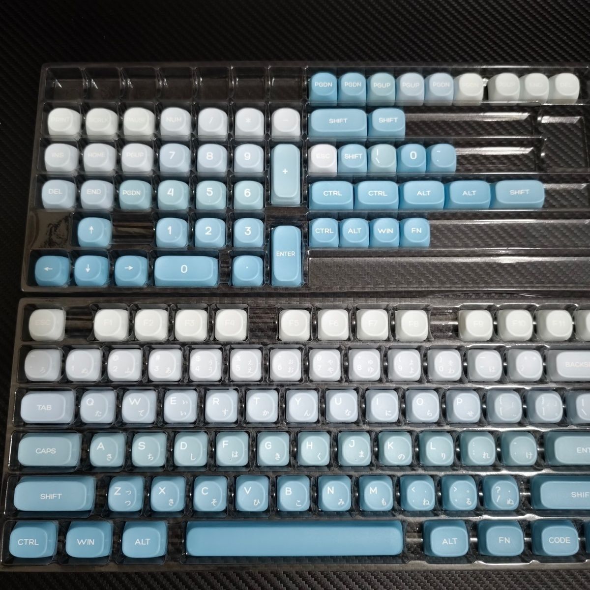 Blue Gradient MOA Profile Keycaps FancyKeebs