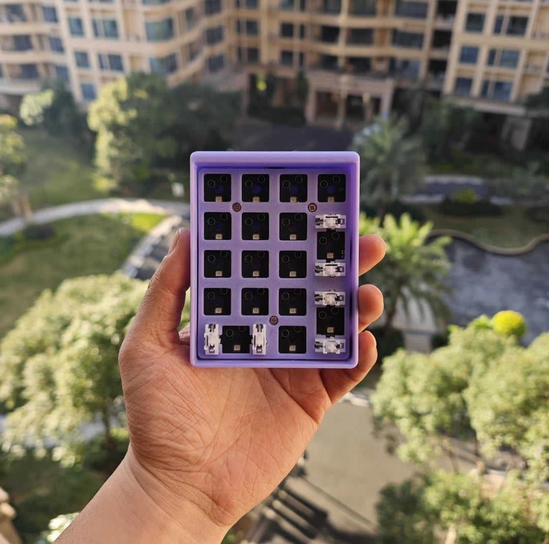 DS17 Macro Programmable RGB 17 Keys 5 Pin Hotswappable Wired Numpad Barebone