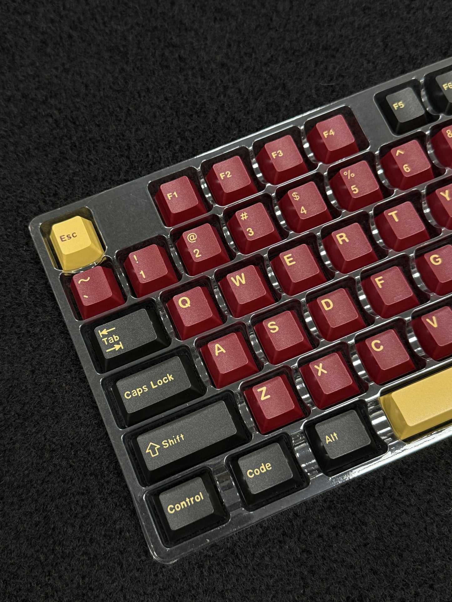 Red Samurai XOXO Doubleshot PBT Keycaps Set