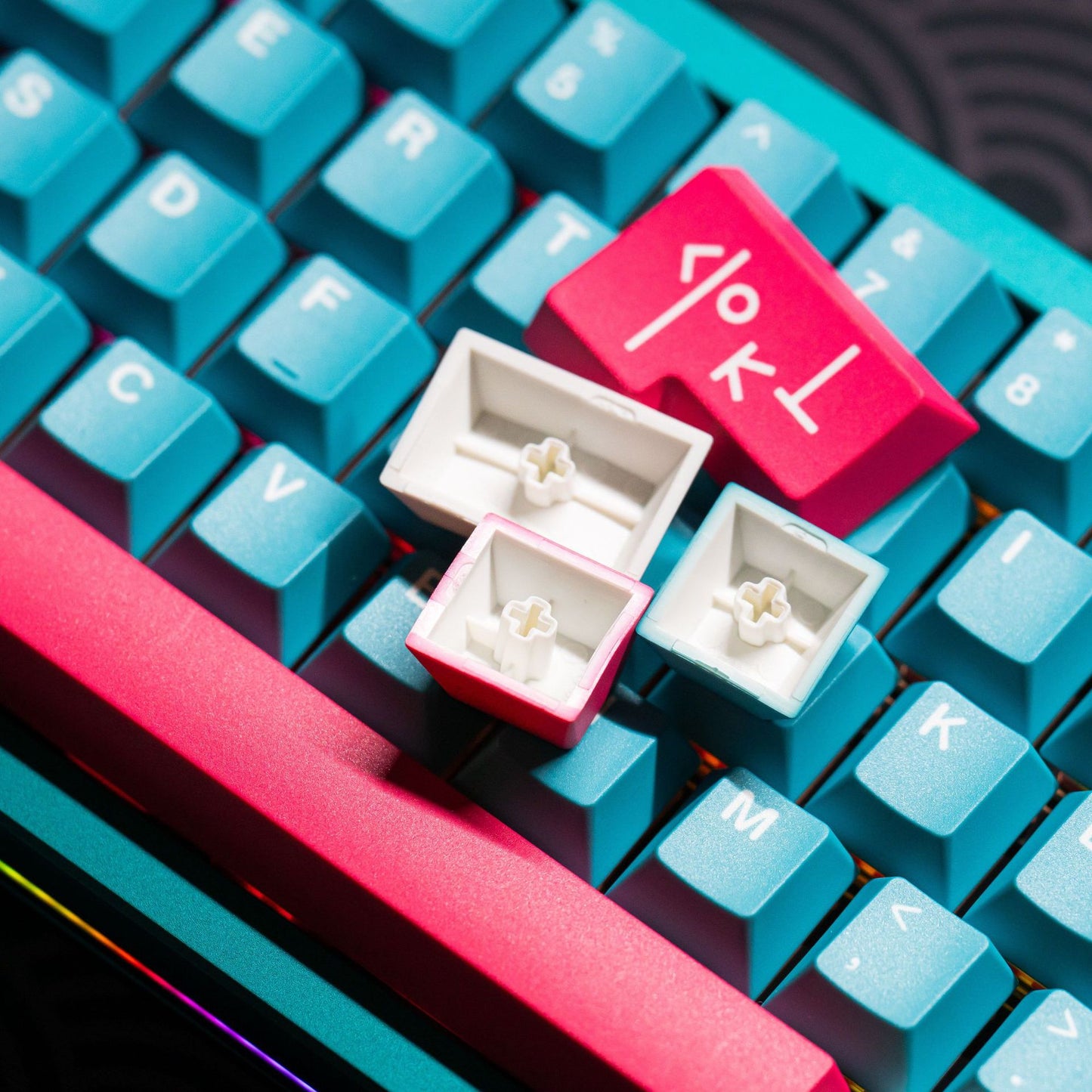 Squid Game Cherry Profile 1.7mm PBT 120+ Keys Keycaps Set