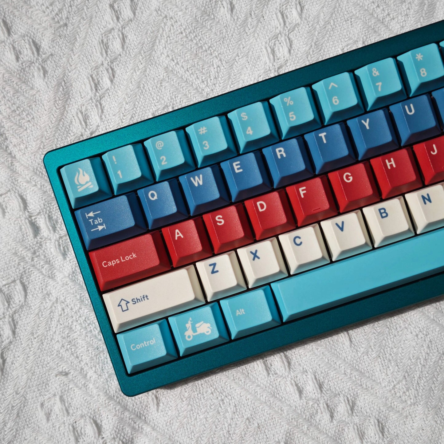 Keykobo Lake Cherry Profile 1.7mm PBT 120+ Keys Keycaps Set