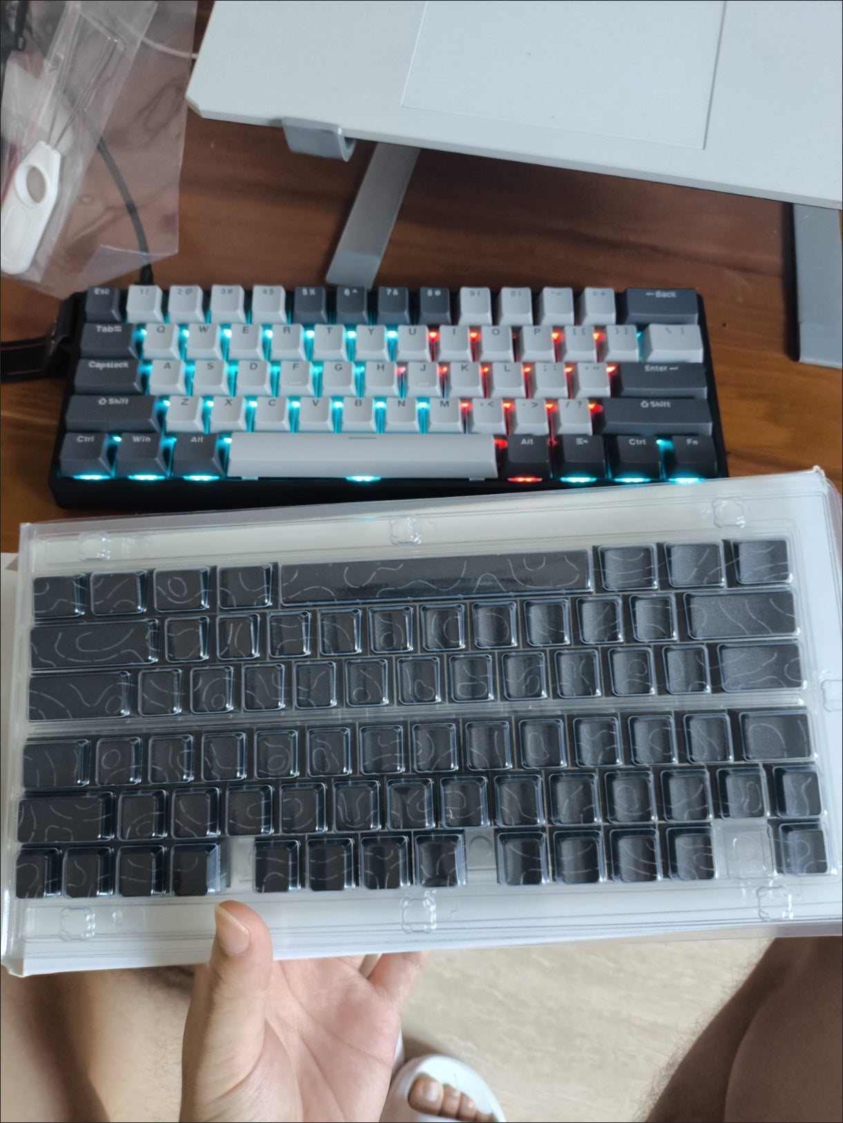 Shine Through Topograpgic Cherry Keycaps V4 - 87/120+ Keys