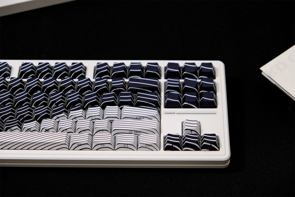 Black and White Wave Side Engraved PBT 120+ Keys Keycaps Set