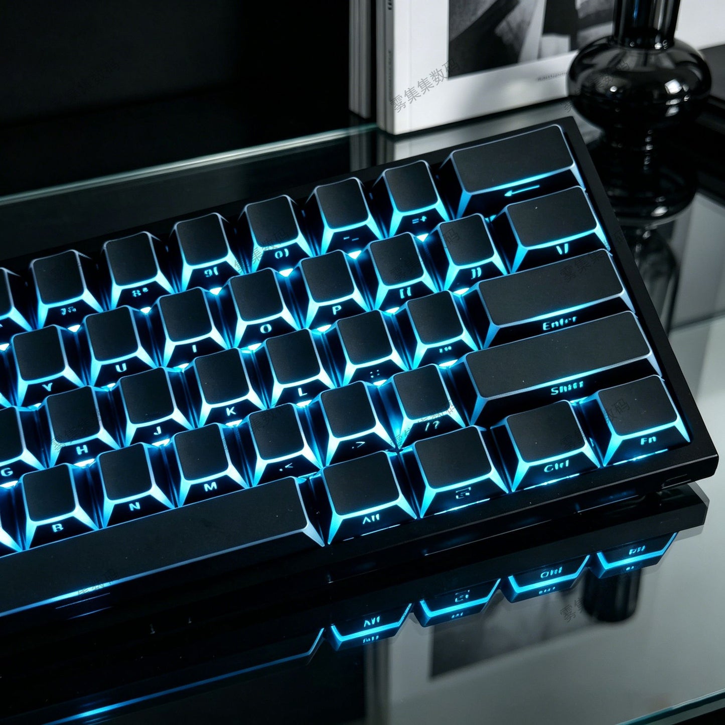 Black Outline Side Engraved Cherry Profile PBT Keycaps Set