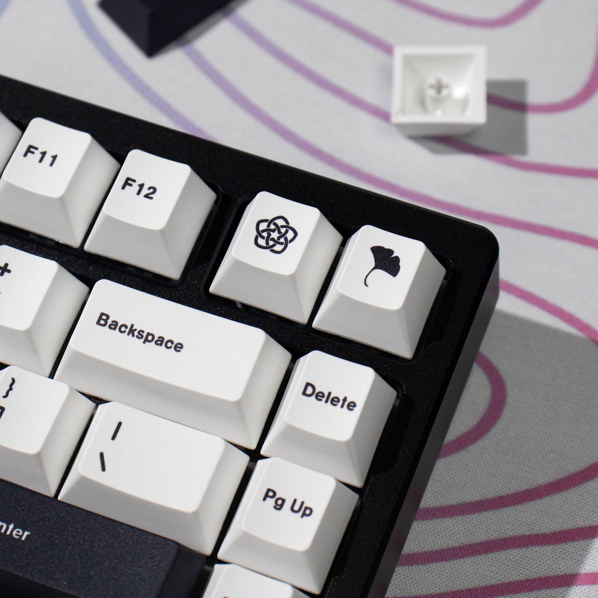 Clean BOW Cherry Profile PBT 120+ Keys Keycaps Set