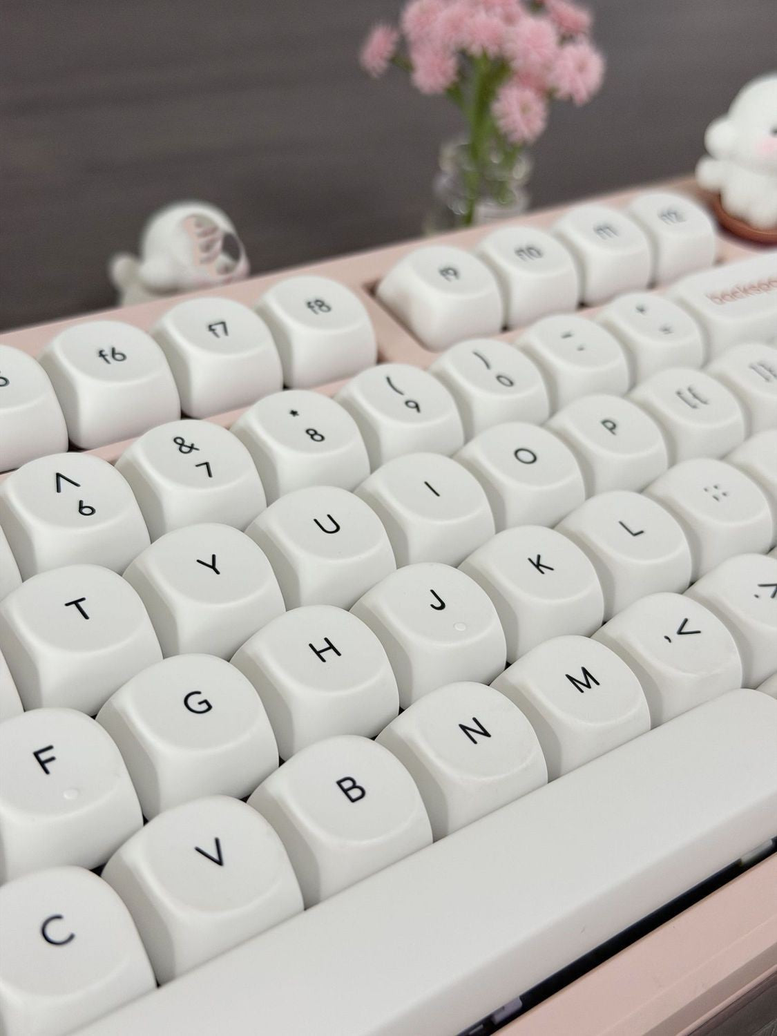 Orchard White MOA Profile 120+ Keys PBT Keycaps Set