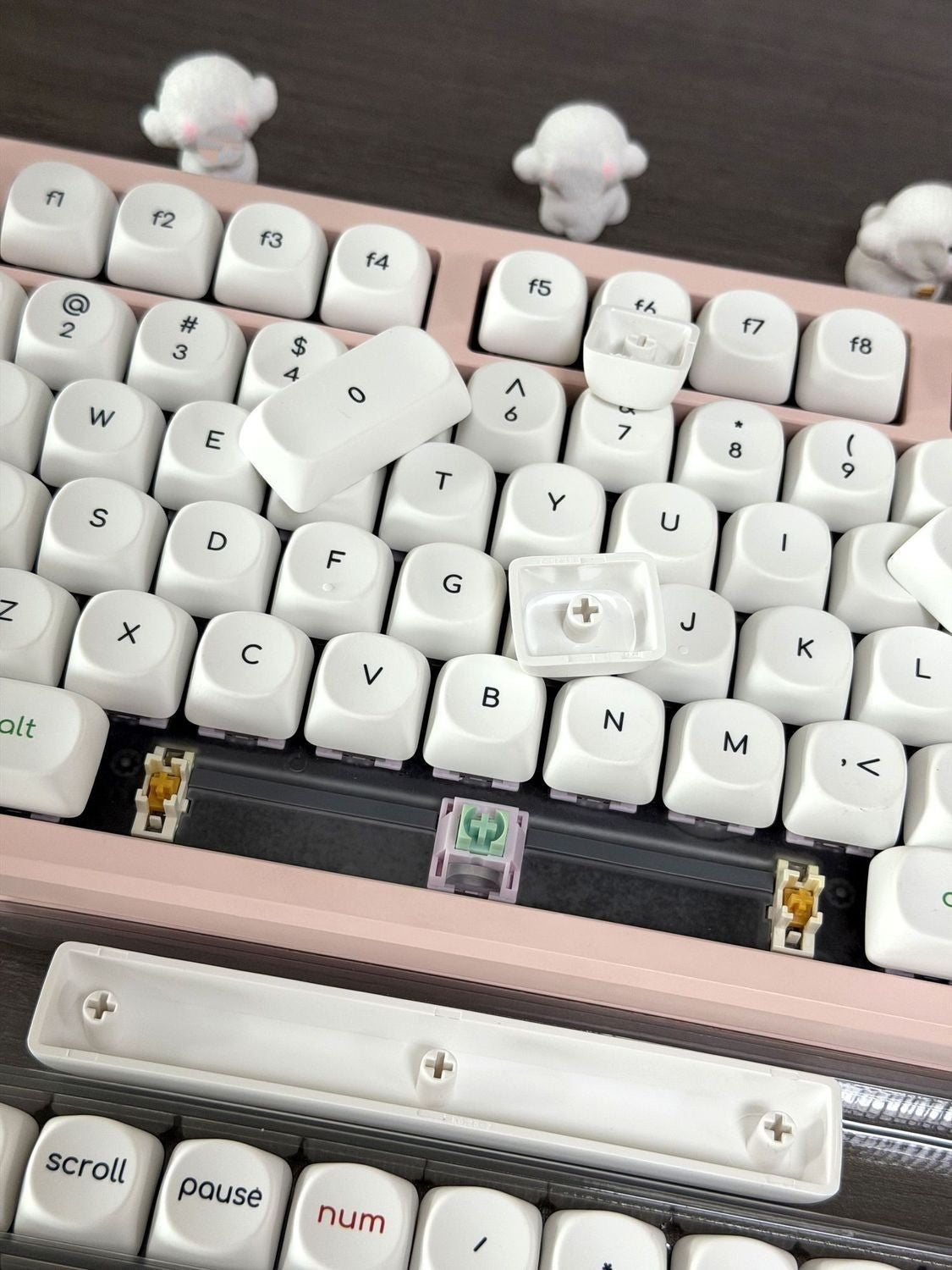 Orchard White MOA Profile 120+ Keys PBT Keycaps Set