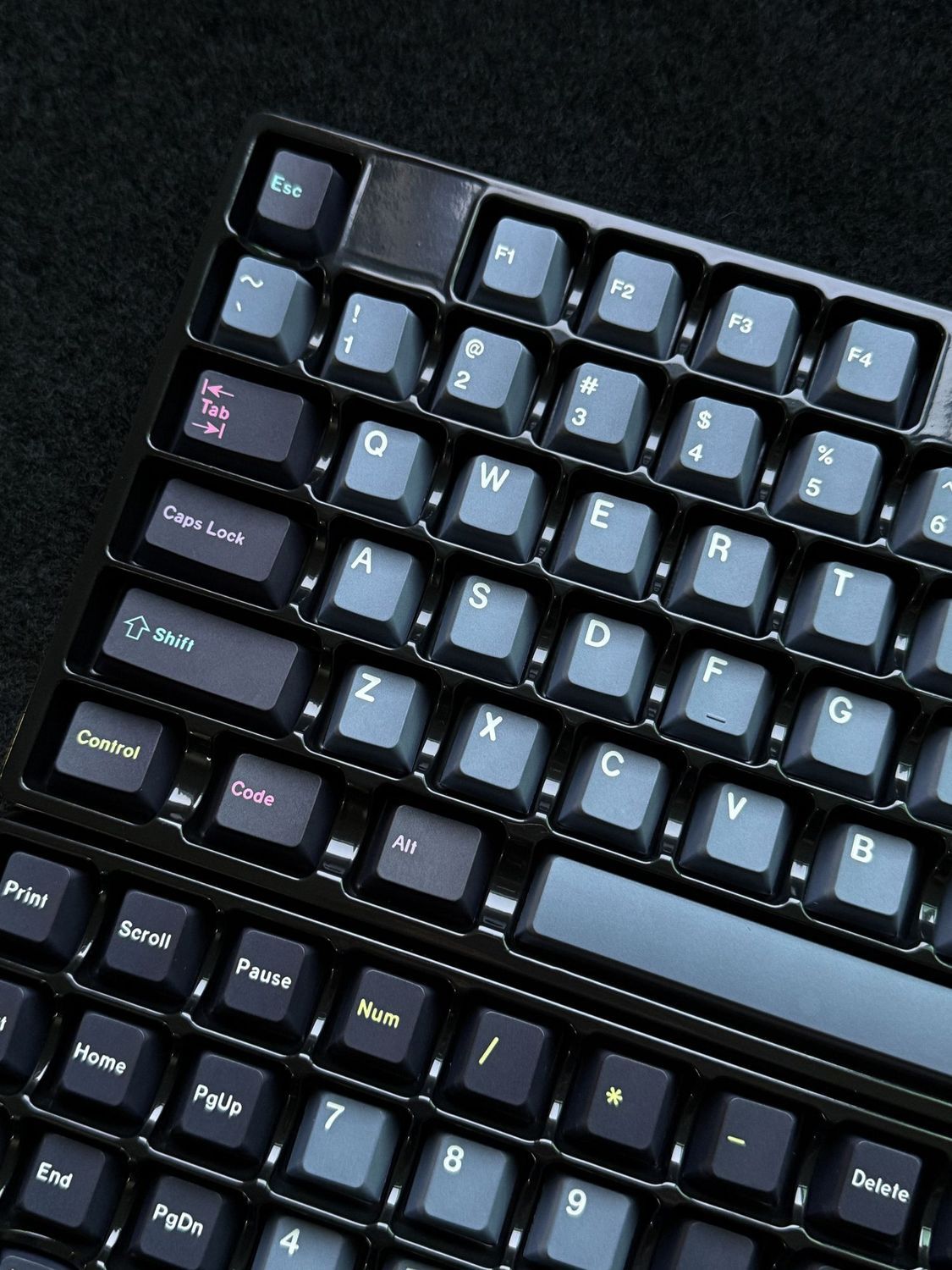 GMK Dracula Cherry Profile Keycaps Set