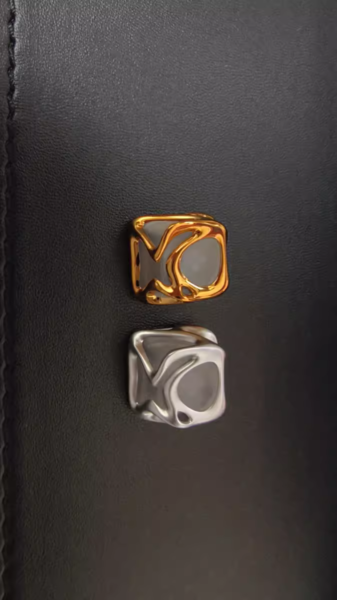 Liquid Metal R4 Artisan PC Material Keycap