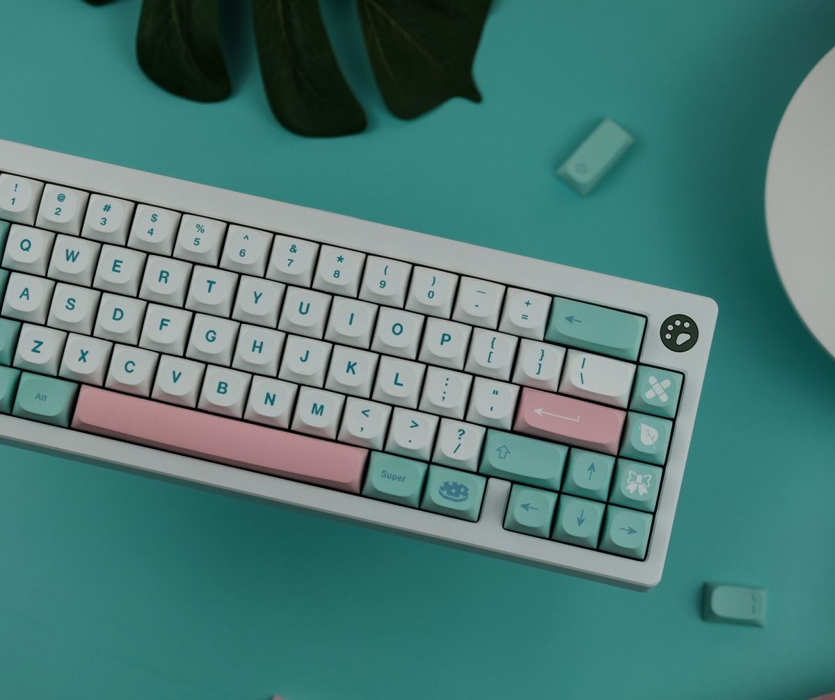 GMK Noel MA Profile PBT 120+ Keys Keycaps Set